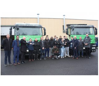 CÉRÉMONIE OFFICIELLE DE REMISE DES CLÉS DE 2 TRACTEURS EN FIN DE VIE AU LYCEE GUSTAVE EIFFEL DE TALANGE